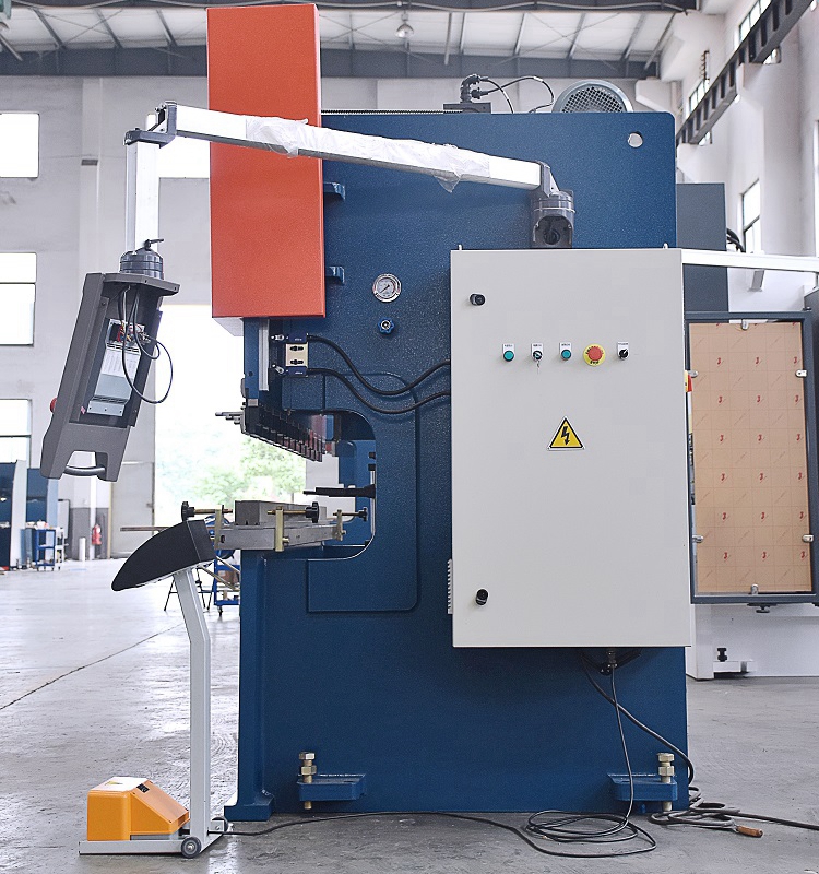 100t Cnc Metal Bending Machines, 3200 Mm Cnc Sheet Press Brake With E21 Máquinas dobladoras de metal CNC 100t, plegadora de hoja CNC de 3200 mm con E21