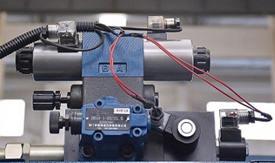 100t Cnc Metal Bending Machines, 3200 Mm Cnc Sheet Press Brake With E21 Máquinas dobladoras de metal CNC 100t, plegadora de hoja CNC de 3200 mm con E21