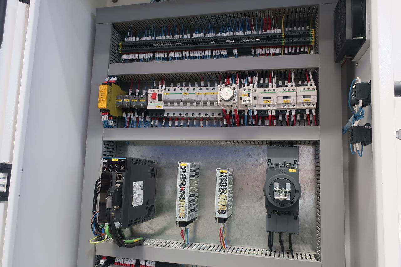 cizalla de guillotina hidráulica de 16 mm para corte de chapa 6 metros