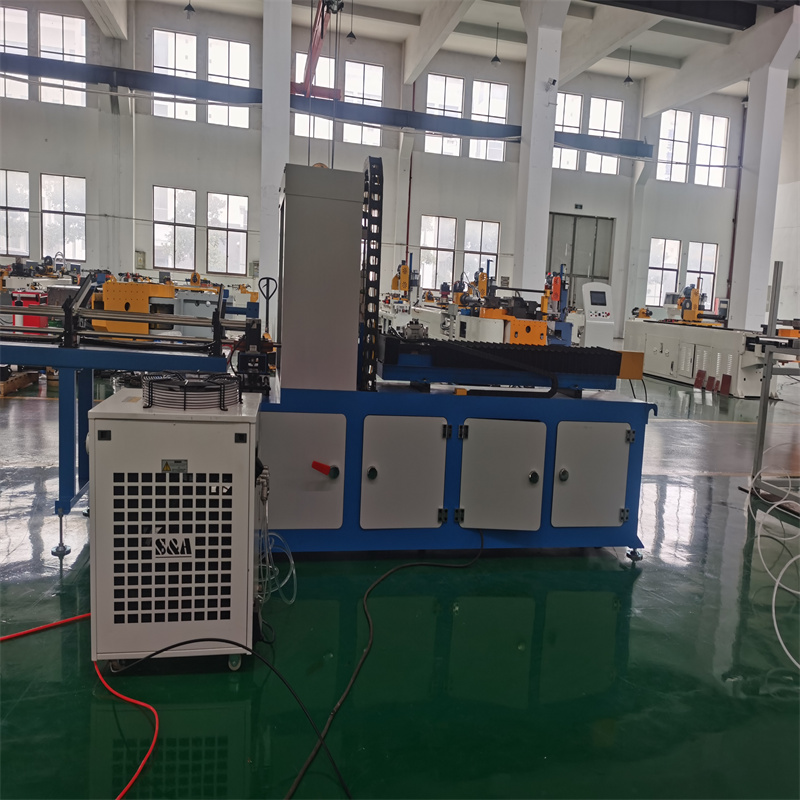 Cortadora del laser de la fibra 3015 para el acero de hoja del carbono del tubo del metal