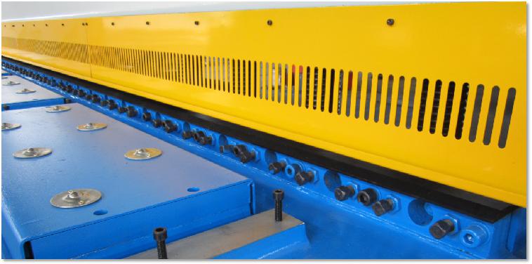4mm Oem Qc11y-8x3200 Nc Hydraulic Guillotine Guillotine Shearing Machine 4mm OEM Qc11y-8x3200 Nc guillotina guillotina hidráulica cizalla