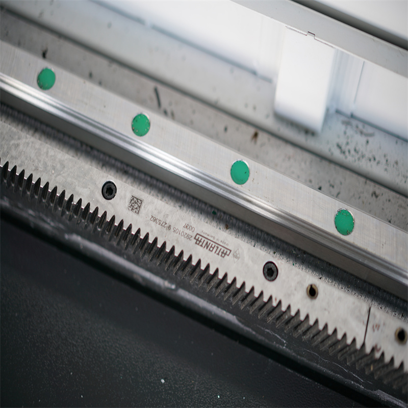 cortadora del laser de la chapa de la cortadora del laser de la fibra de 500W 1500W 4Kw 2000Watt 3kw