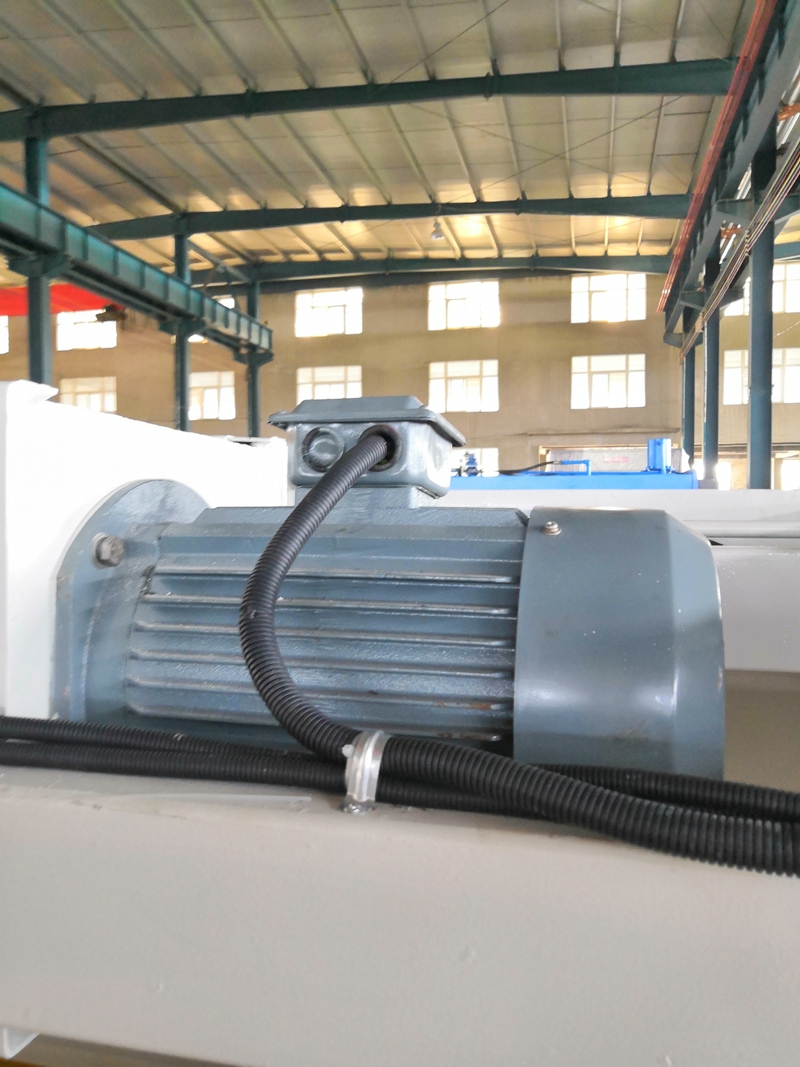 6mm Q11 Electric Sheet Plate Shearing Machine 8 Feet Sheet Metal Shearing Machine cizalla eléctrica de placa de chapa Q11 de 6 mm cizalla de chapa de 8 pies