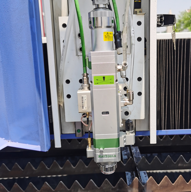 8mm 10mm Carbon Steel Laser Cutter 1530 4020 Cnc Fiber Laser Cutting Machine Cortadora láser de acero al carbono de 8 mm y 10 mm 1530 4020 Máquina cortadora láser de fibra CNC