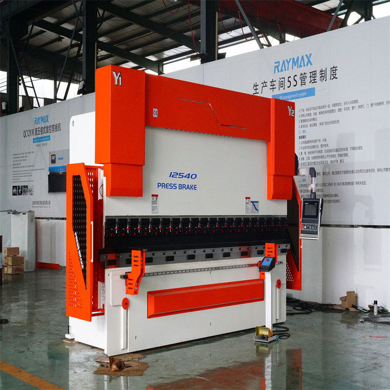 China 220t Cnc Dobladora 6+1 Axis Prensa hidráulica Precio de freno