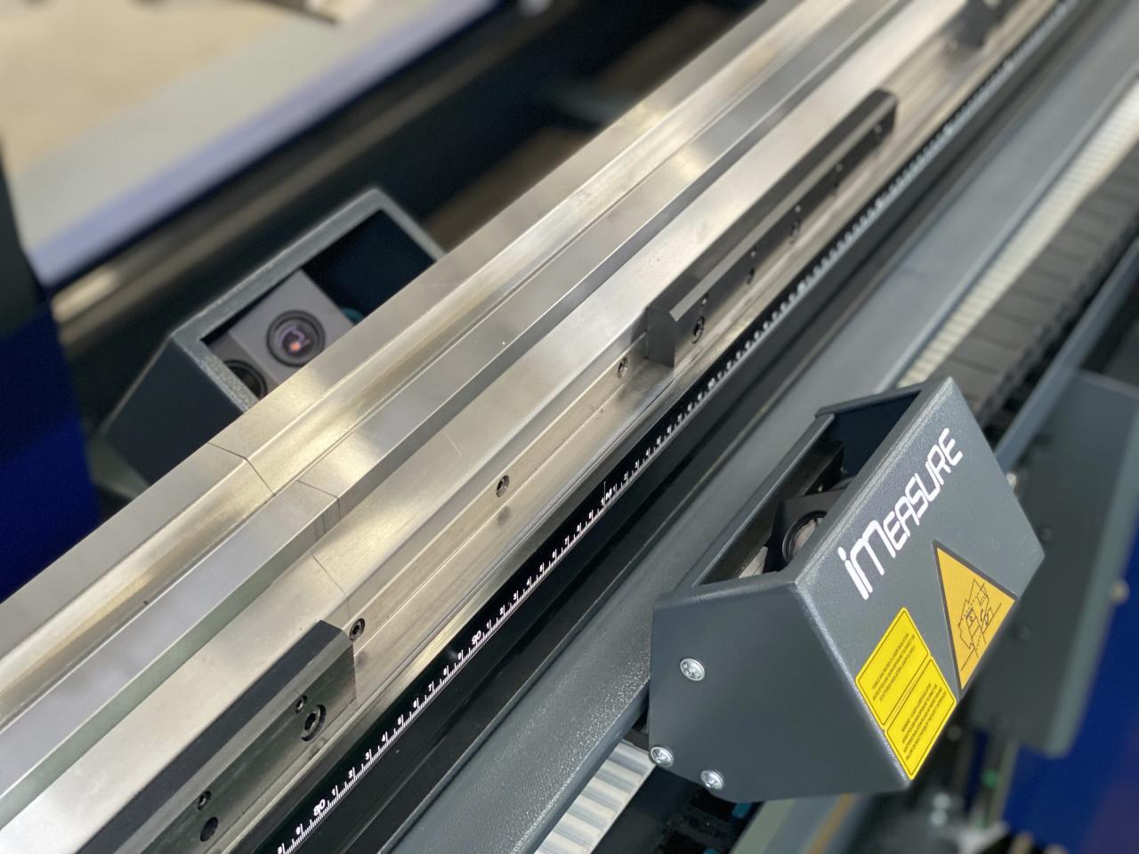 China 220t Cnc Bending Machine 6+1 Axis Hydraulic Press Brake Price China 220t Cnc Dobladora 6+1 Axis Prensa hidráulica Precio de freno