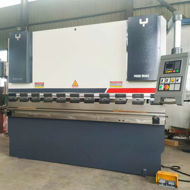 China Stainless Steel Metal Sheet Bending Cnc Hydraulic Press Brake Machine Hoja de metal de acero inoxidable de China que dobla la máquina hidráulica del freno de la prensa del CNC