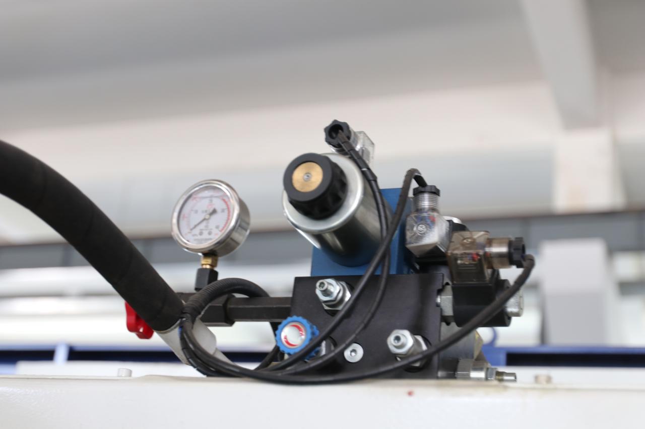 Cnc Hydraulic Press Brake Machine Bending Servo Electric Press Brake 40T Máquina de freno de prensa hidráulica CNC que dobla el freno de prensa eléctrico servo 40T