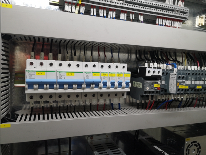 Delem Da66t 125 3+1 4+1 6+1 8+1 Cnc Hydraulic Press Brake For Metal Plate Bending Freno de prensa hidráulica Delem Da66t 125 3+1 4+1 6+1 8+1 Cnc para doblado de placa de metal