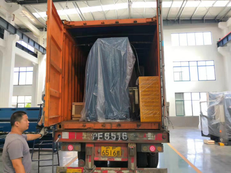 Economic Single Double Worktable Cnc Sheet Metal Fiber Laser Cutting Machine Máquina de corte por láser de fibra de metal CNC de mesa de trabajo simple doble económica