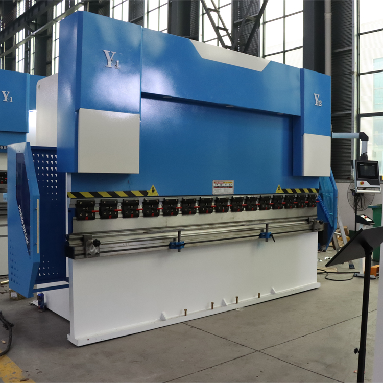 Electric Hydraulic Sheet 4 Axis Cnc Delem Press Brake 63t Metal Bending Machine Dobladora hidráulica eléctrica del metal del freno 63t de la prensa de Delem del CNC de 4 ejes de la hoja