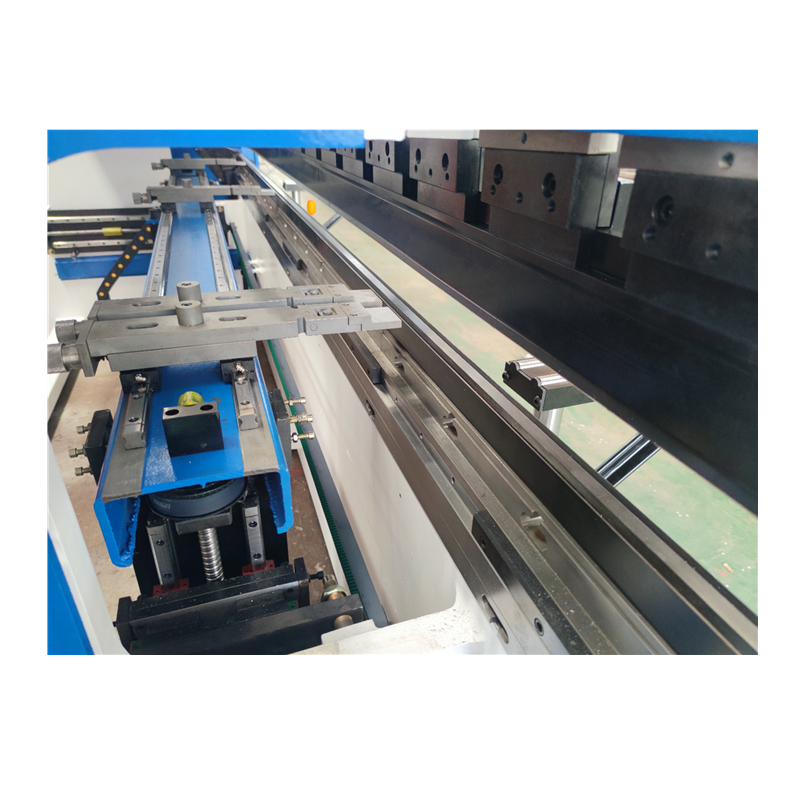 Hydraulic Press Brake Of 130t/3200mm 4+1 Axis Delem Da53t Cnc Press Brake Prensa plegadora hidráulica de 130t/3200mm 4+1 Axis Delem Da53t Cnc Press Brake