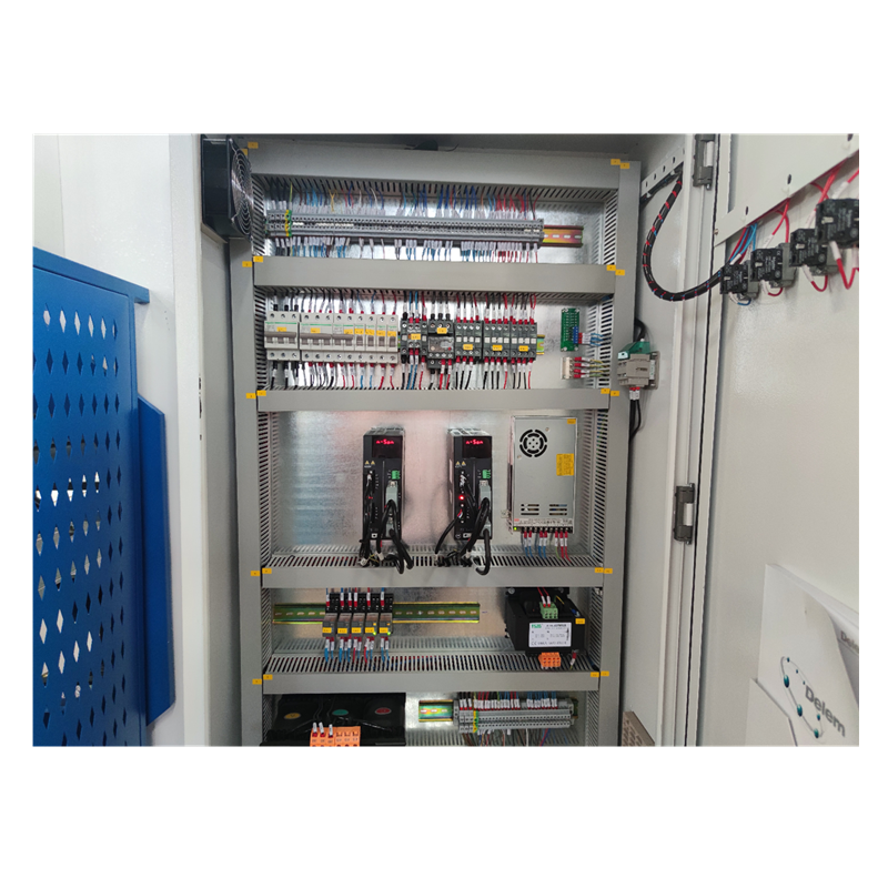 Hydraulic Press Brake Of 130t/3200mm 4+1 Axis Delem Da53t Cnc Press Brake Prensa plegadora hidráulica de 130t/3200mm 4+1 Axis Delem Da53t Cnc Press Brake