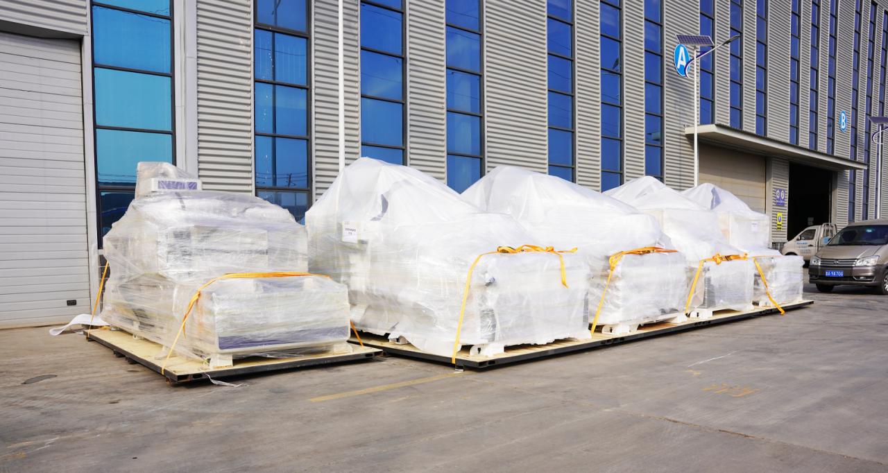 Laser Source 2000w 3000w Fiber Laser Cutting Machine Máquina de corte por láser de fibra de fuente láser 2000w 3000w