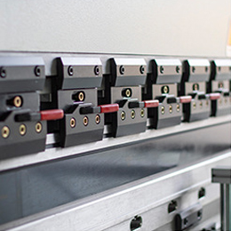 Metal Plate Press Brake Machine / CNC Hydraulic Press Brake Machine Máquina plateada de metal del freno de la prensa/máquina del freno de la prensa hidráulica del CNC