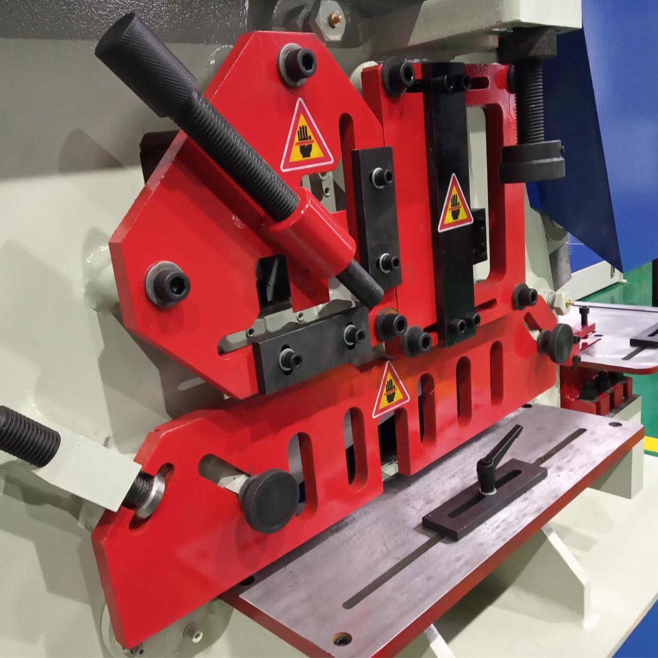 Cizalla y punzonadora hidráulica serie Q35y Ironworker