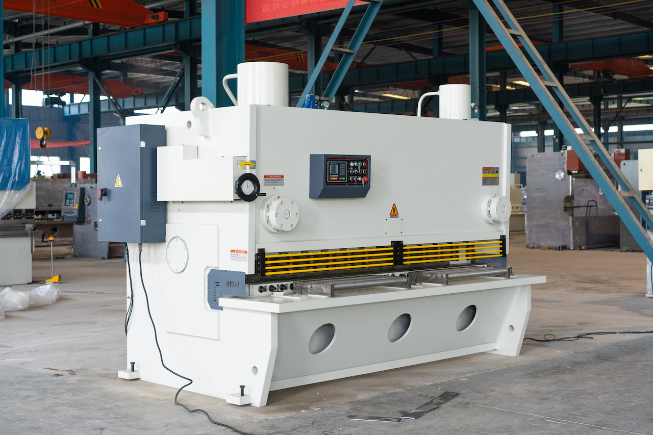 Qc11y 8x3200 Sheet Metal Shearing Machine Steel Plate Hydraulic Shearing Machine Qc11y 8x3200 Cizalla de chapa Cizalla hidráulica de placa de acero