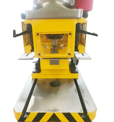 Steel Plate Angle Cutting Punching Notching Machine Hydraulic Ironworker For Sale Herrero hidráulico de la máquina de muescas del corte del ángulo de la placa de acero para la venta