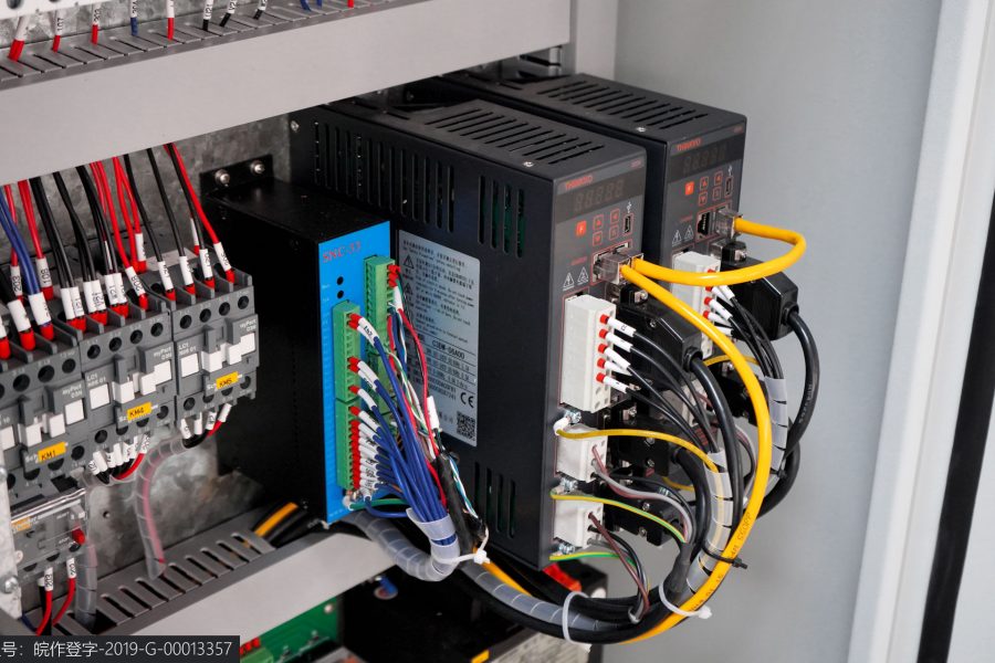 Wc67 Hydraulic Press Brake / CNC Press Bending Machine / Plate Bending Machine China Freno de prensa hidráulica Wc67 / Máquina dobladora de prensa CNC / Máquina dobladora de placas China