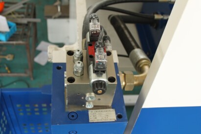 Wc67yk 80 100 160 200 Ton 3200mm E21 Nc Sheet Metal Oil Hydraulic Press Brake Price Wc67yk 80 100 160 200 Ton 3200mm E21 Nc Precio de freno de prensa hidráulica de aceite de chapa