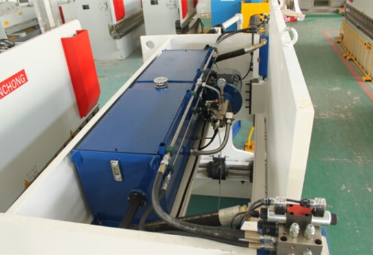 Wc67yk 80 100 160 200 Ton 3200mm E21 Nc Sheet Metal Oil Hydraulic Press Brake Price Wc67yk 80 100 160 200 Ton 3200mm E21 Nc Precio de freno de prensa hidráulica de aceite de chapa